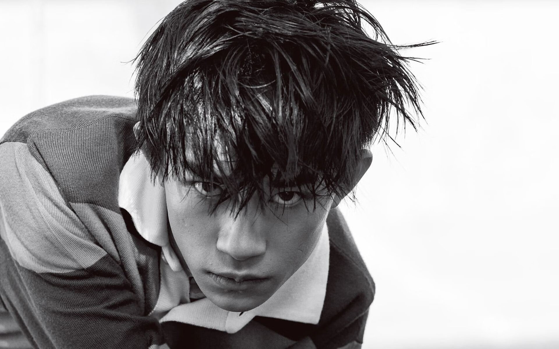 kaiyun 开云体育-“高速直冲：直线冲刺让人血脉喷张”，跑高速直线行驶技巧